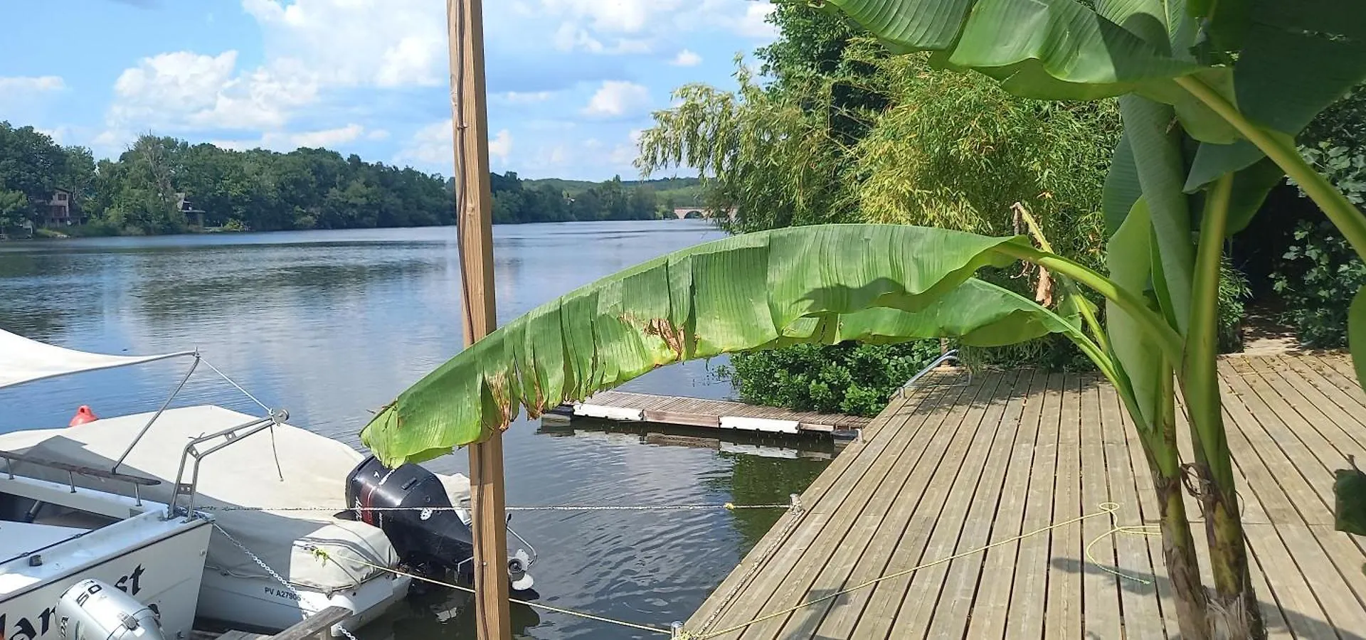 Holiday home Gite Au Bord Du Tarn Avec Ponton Et Spa Marssac-sur-Tarn