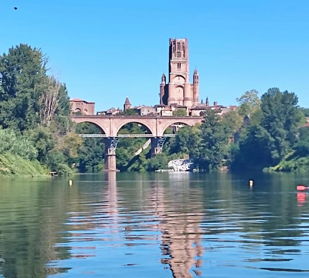 Gite Au Bord Du Tarn Avec Ponton Et Spa Marssac-sur-Tarn 0*,  France